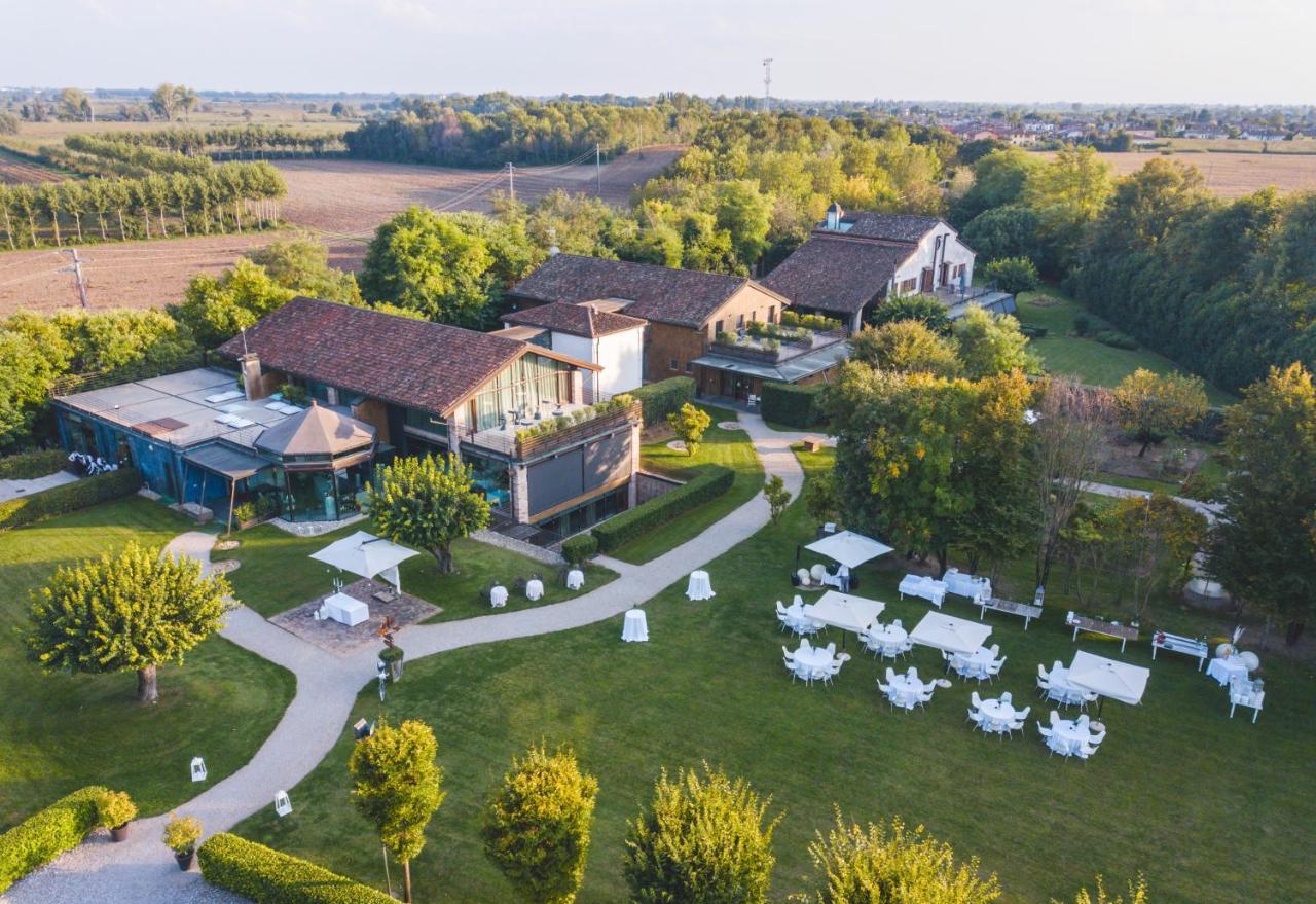 Il Tesoro Living Resort Rodigo Exteriör bild