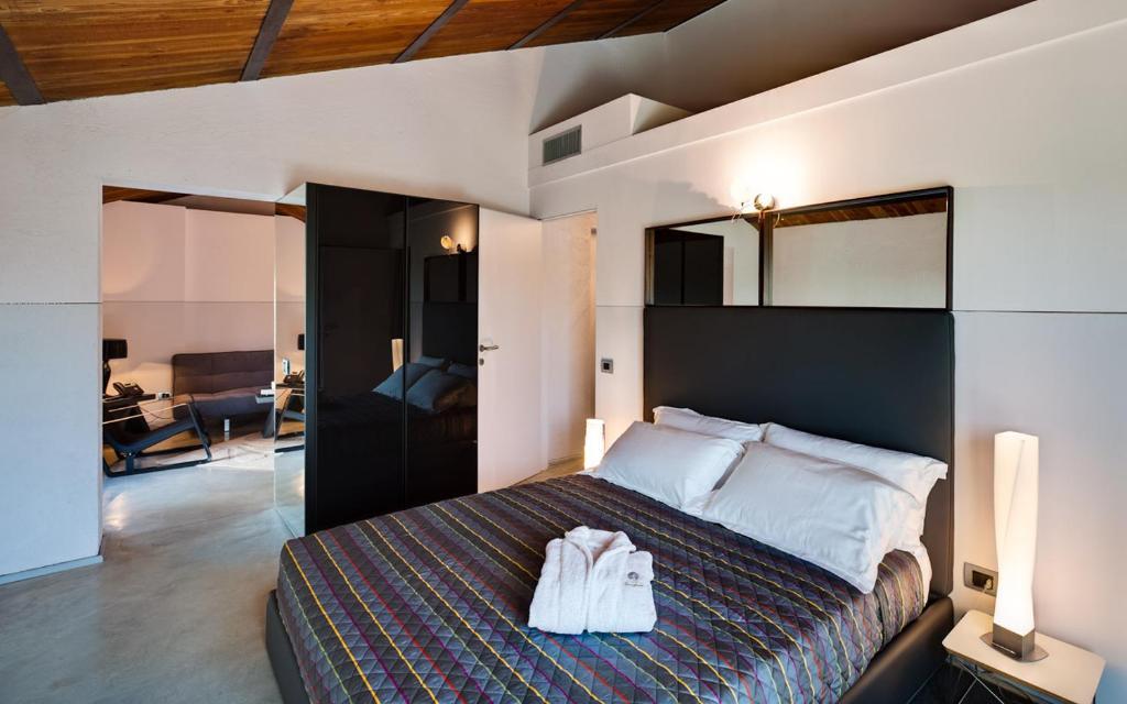 Il Tesoro Living Resort Rodigo Exteriör bild